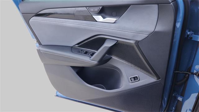 new 2025 Volkswagen Tiguan car, priced at $32,214