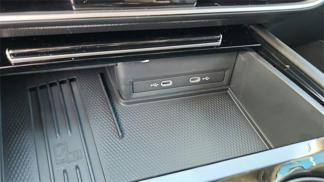 new 2026 Volkswagen Atlas car, priced at $45,886