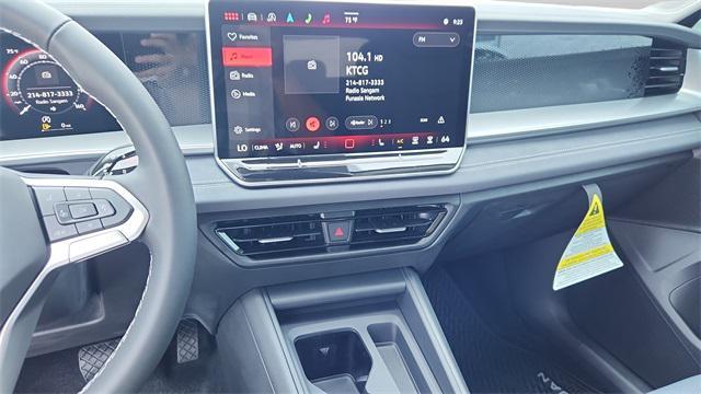 new 2025 Volkswagen Tiguan car, priced at $32,109