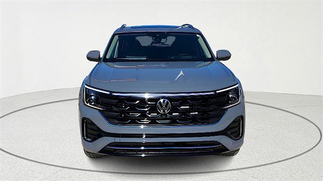 new 2026 Volkswagen Atlas car, priced at $56,786