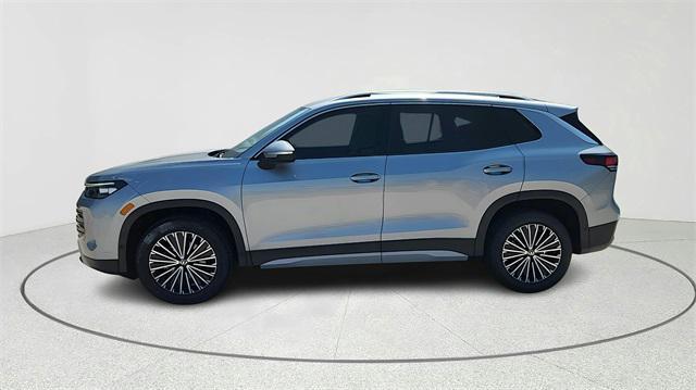 new 2025 Volkswagen Tiguan car, priced at $28,273