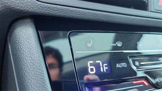 new 2025 Volkswagen Jetta car, priced at $27,530