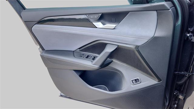 new 2025 Volkswagen Tiguan car, priced at $31,682