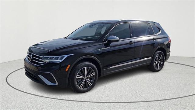new 2024 Volkswagen Tiguan car, priced at $30,000