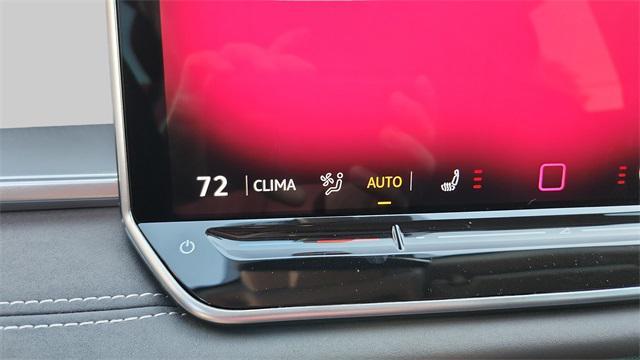 new 2025 Volkswagen Tiguan car, priced at $31,682