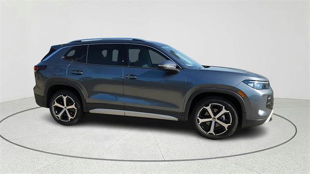 new 2025 Volkswagen Tiguan car, priced at $31,682