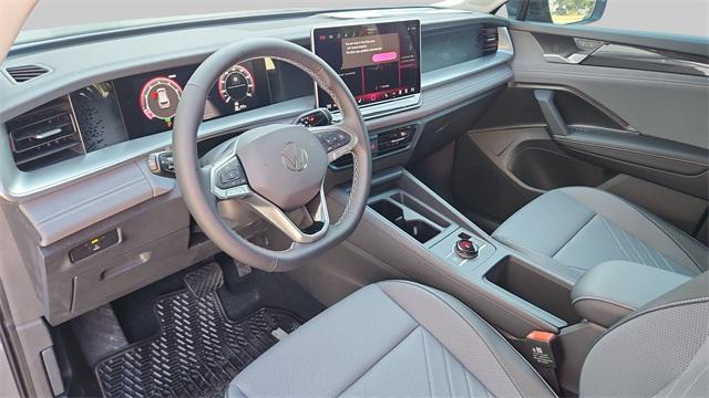 new 2025 Volkswagen Tiguan car, priced at $31,682