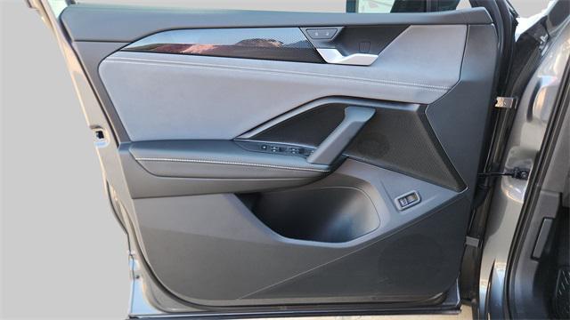 new 2025 Volkswagen Tiguan car, priced at $31,682