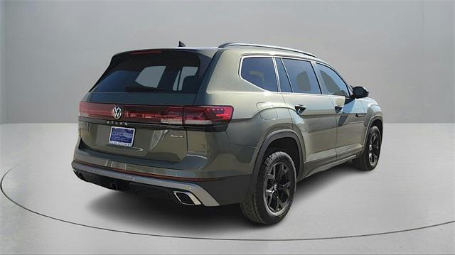 new 2025 Volkswagen Atlas car, priced at $44,502