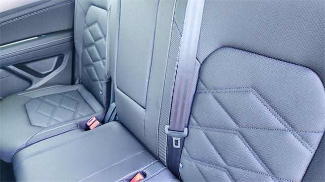 new 2025 Volkswagen Atlas Cross Sport car, priced at $42,671