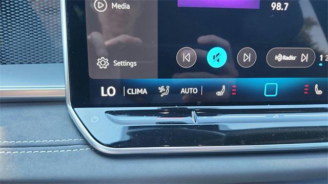 new 2025 Volkswagen Tiguan car, priced at $35,283