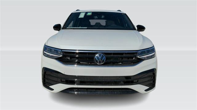 new 2024 Volkswagen Tiguan car, priced at $33,429