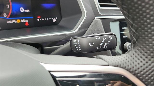 new 2024 Volkswagen Tiguan car, priced at $33,651