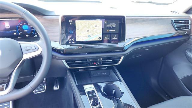 new 2025 Volkswagen Atlas car, priced at $52,446
