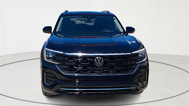 new 2026 Volkswagen Atlas car, priced at $55,636