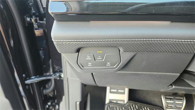 new 2026 Volkswagen Atlas car, priced at $55,636