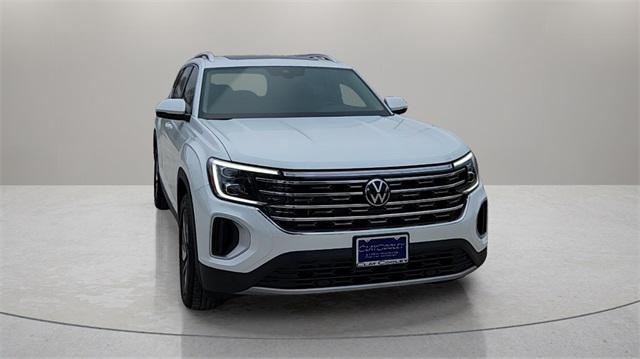 new 2025 Volkswagen Atlas car, priced at $47,787