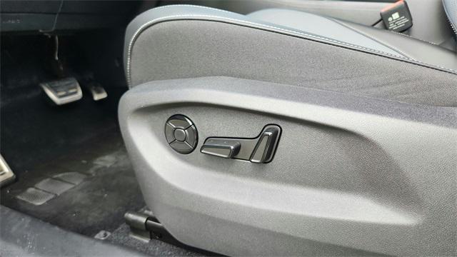 new 2026 Volkswagen Tiguan car, priced at $38,920