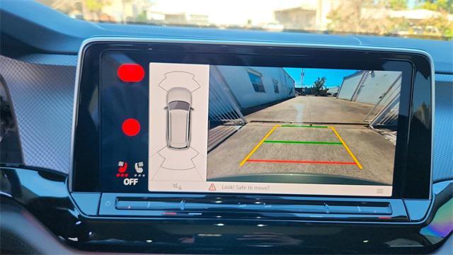 new 2025 Volkswagen Atlas car, priced at $45,502