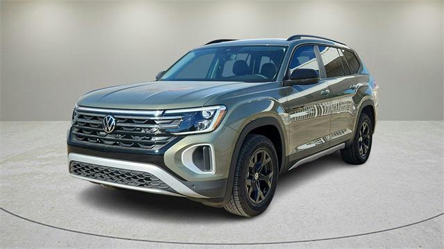 new 2025 Volkswagen Atlas car, priced at $45,502