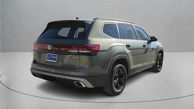 new 2025 Volkswagen Atlas car, priced at $44,502