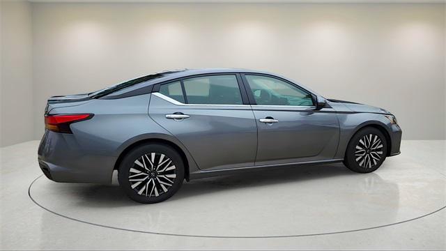 used 2023 Nissan Altima car, priced at $19,207