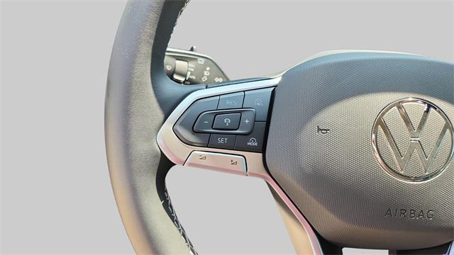 new 2025 Volkswagen Tiguan car, priced at $31,682