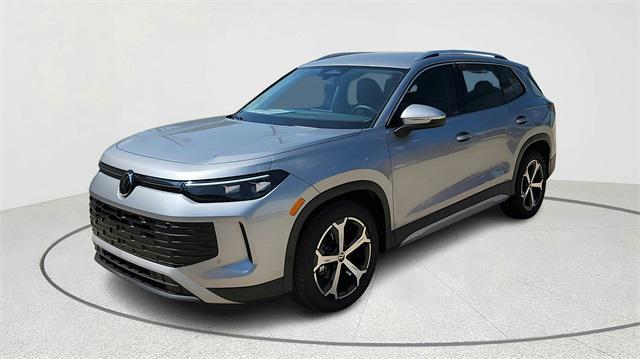 new 2025 Volkswagen Tiguan car, priced at $31,682