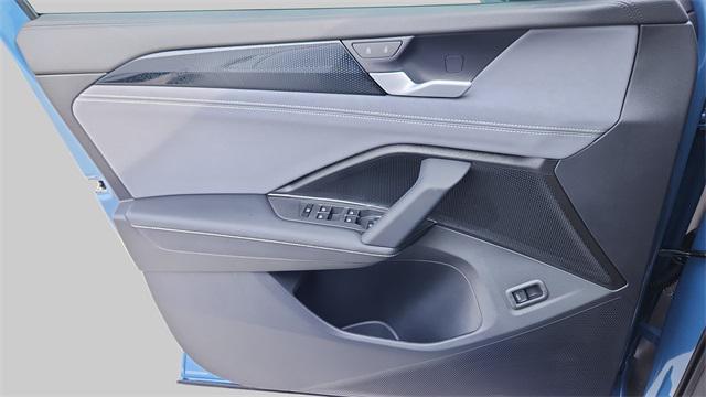 new 2025 Volkswagen Tiguan car, priced at $38,115
