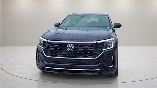 new 2025 Volkswagen Atlas Cross Sport car, priced at $50,935