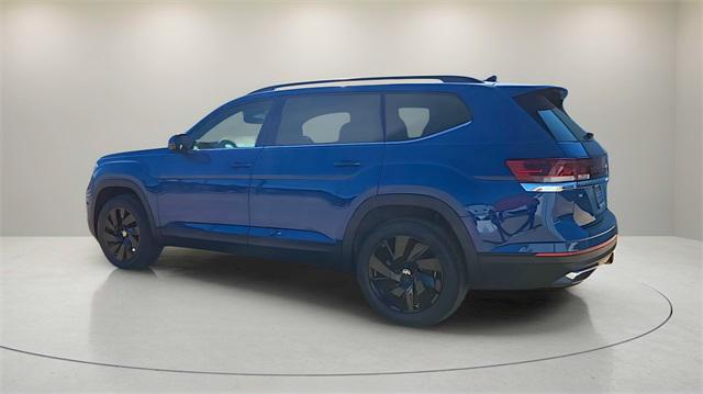 new 2025 Volkswagen Atlas car, priced at $44,156