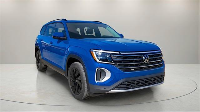 new 2025 Volkswagen Atlas car, priced at $44,156