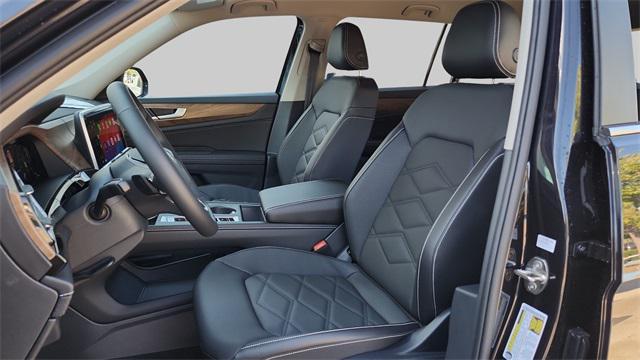 new 2025 Volkswagen Atlas car, priced at $38,992