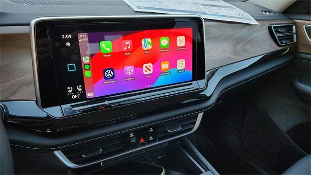 new 2025 Volkswagen Atlas car, priced at $38,992