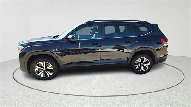 new 2025 Volkswagen Atlas car, priced at $38,992