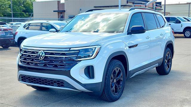 new 2025 Volkswagen Atlas car, priced at $44,502