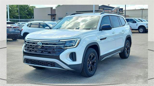 new 2025 Volkswagen Atlas car, priced at $44,502