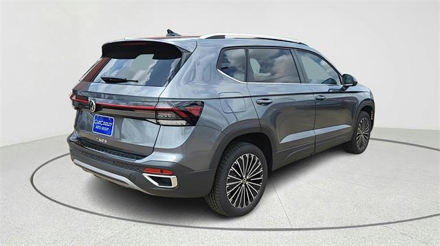 new 2025 Volkswagen Taos car, priced at $29,450