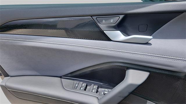new 2025 Volkswagen Tiguan car, priced at $32,695