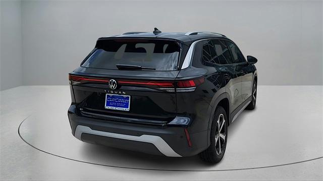new 2025 Volkswagen Tiguan car, priced at $32,695