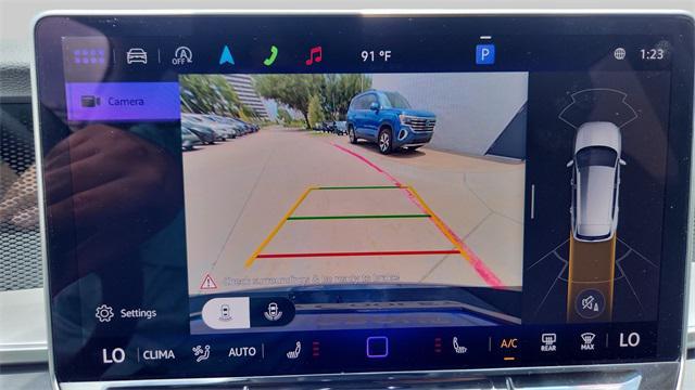 new 2025 Volkswagen Tiguan car, priced at $32,695