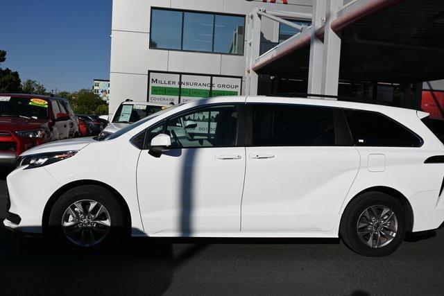 used 2023 Toyota Sienna car