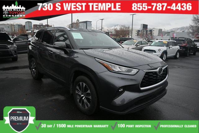 used 2020 Toyota Highlander car, priced at $35,582