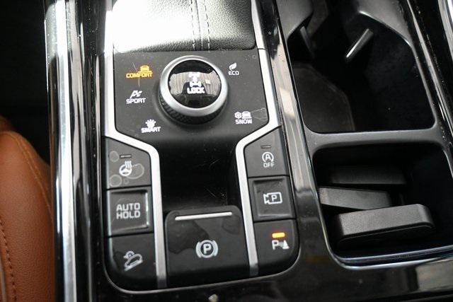 used 2023 Kia Sorento car, priced at $34,082