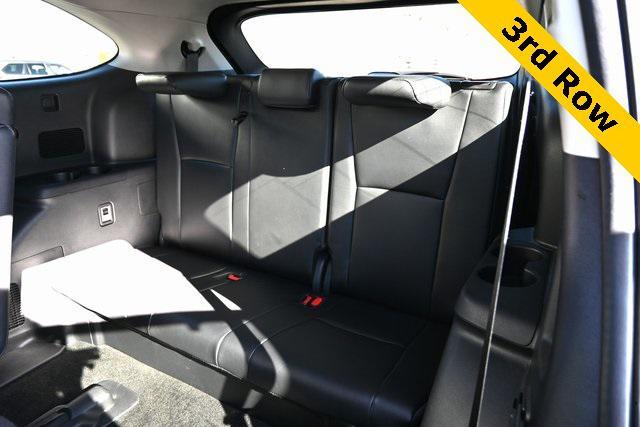 used 2024 Toyota Highlander car