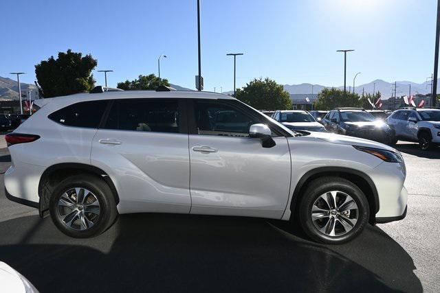 used 2023 Toyota Highlander car, priced at $40,440