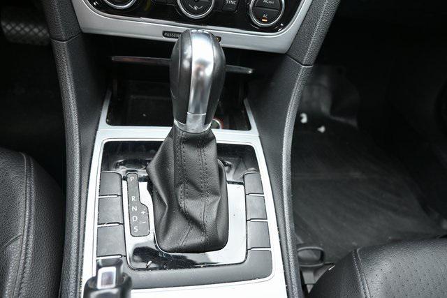 used 2012 Volkswagen Passat car