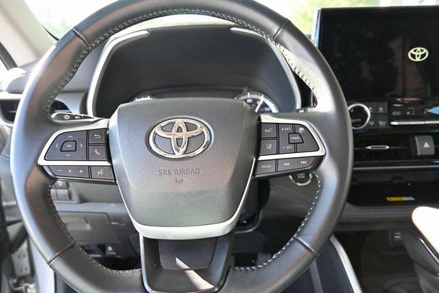 used 2023 Toyota Highlander car, priced at $41,440