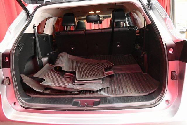 used 2020 Toyota Highlander car, priced at $27,449