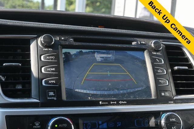 used 2018 Toyota Highlander car, priced at $31,976